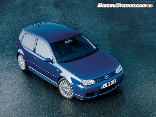 R32